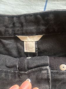 H&amp;M Ripped MIni Skirt