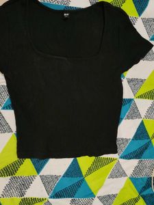 Black Ribbed Crop Top