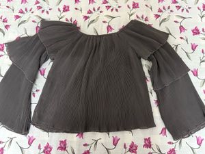 Ruffle Sleeve Top