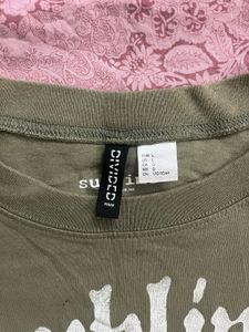 H&amp;M Tshirt. Size-L