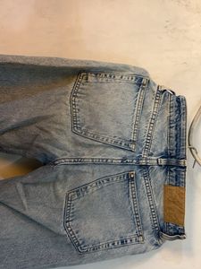 H&amp;M Ripped Light Wash Denim Jeans
