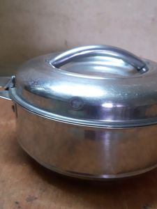 Stainless Steel Roti Dabba,not More Used. Small dent On Side Area, Very Good Condition 👍.
