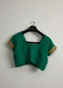 Emerald Green Saree with Gold Embroidery✨️
