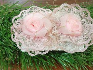 Combo Of 2 Flower Clips And Magic Lip Balm