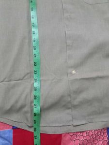 Van Heusen Shirt TWICE USED Dry washed and ready t