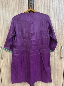 Rang Manch Silk Kurta (L)