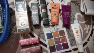 💥 Makeup Bundle (9) With Organiser Baskets