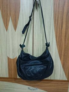 Vintage Victoria Leather Bag