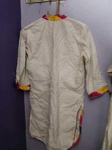 White Embroidered Kurta