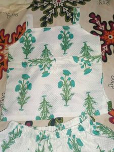 Cute Floral Girls Clothing Set