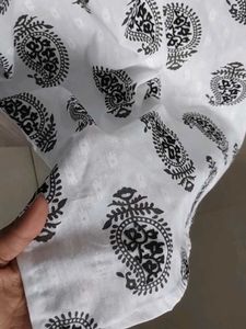 White Printed Cotton Kurti – Brand New