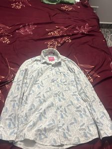 Stylish White & Blue Patterned Men's Shirt