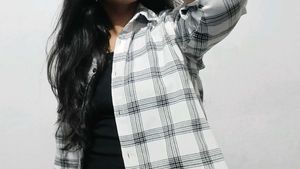 XL Plaid Button-Down