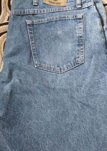 JEANS PANT