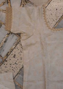 Elegant Kurta Set With Golden Dupatta