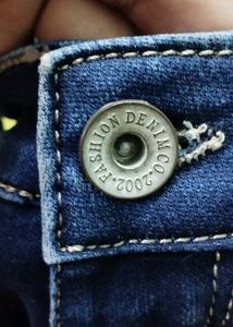 Women&#39;s Regular Fit Blue Jeans