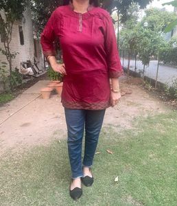 Maroon warm Tunic Top for light winter