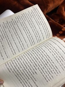 It Starts With Us - Colleen Hoover