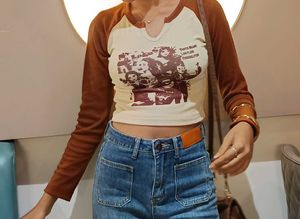 Retro Graphic Crop Top
