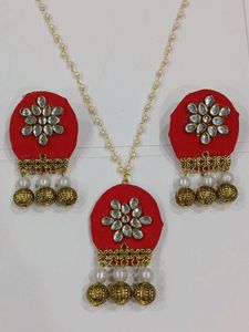 Beautiful Red Necklace Set
