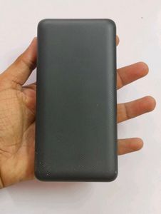 Spigen 30000mah Power Bank Fine Working