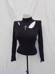 Black Edgy Cutout Ribbed Top