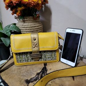 Tweed Sling Bag (Wide Strap)