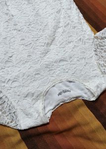 Women White Lace Round Neck Casual Top