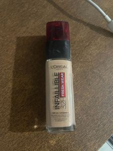Loreal infallible Foundation Shade 235 miel Honey
