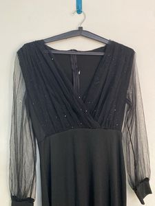 Elegant Black Maxi Dress