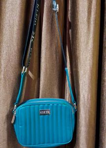 KLIEO  BRANDED SLING BAG With Multiple Zip Pockets