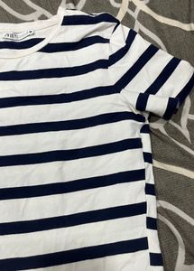 Zara Fitted Tee