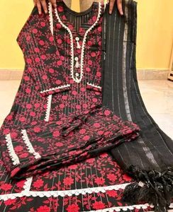 Floral Print Kurta Set