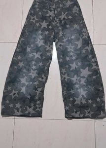 star design pintuck seam wide leg jean