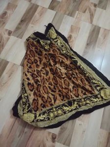 Elegant Scarf Premium