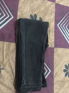 Black Mom Leg Jeans