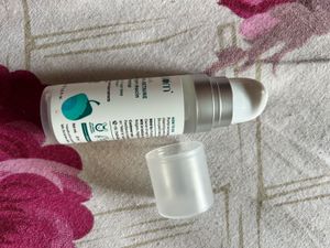 plum cica &amp; hya- betaine vegan mucin essence