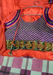 A Beautiful Shining Cloth Gajri Colour Frok Suit With Dupatta And Pajami For Size 36. A Second Hand Item But Purchasable No Damages