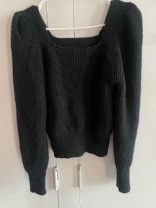 Sale✨Pinterest Black Top ✨🧸