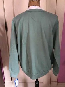 Stylish Green Pullover