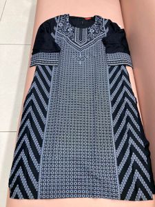 Elegant Black & White Patterned Tunic