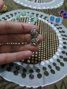 Earrings set for And bracelet free