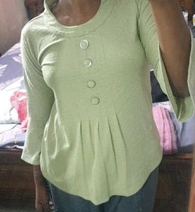 flowy green top