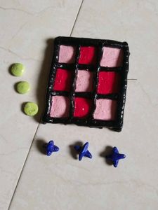 Tic-Tac-Toe Decor