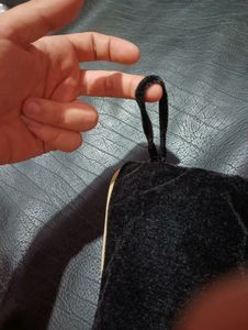 Women&#39;s Black Velvet Purse 👛 With Chain