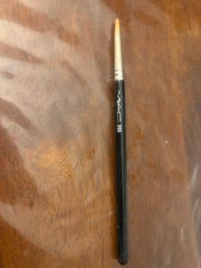 MAC 209 Eyeliner Brush