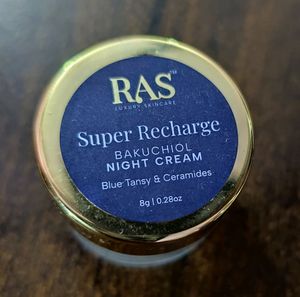 RAS Luxury Oils Festive Glow Kit..