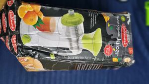Manual Juicer.. Used Only 1 Time