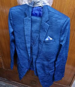 Raymond 3 Piece Suit Coat 🧥 Pant