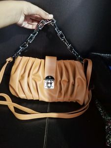 New Stylish Slingbag Cum Handbag